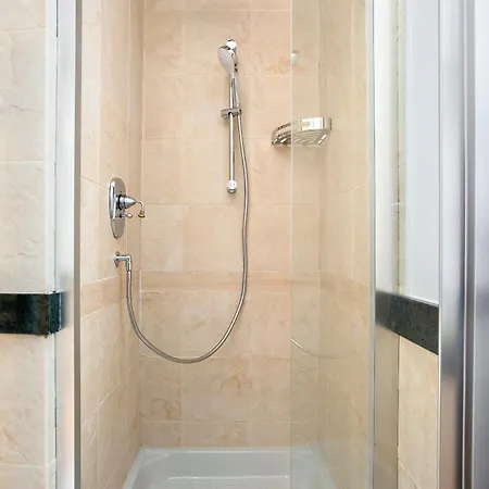 Daire Montebello Style Roma