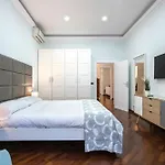 Montebello Style Apartment